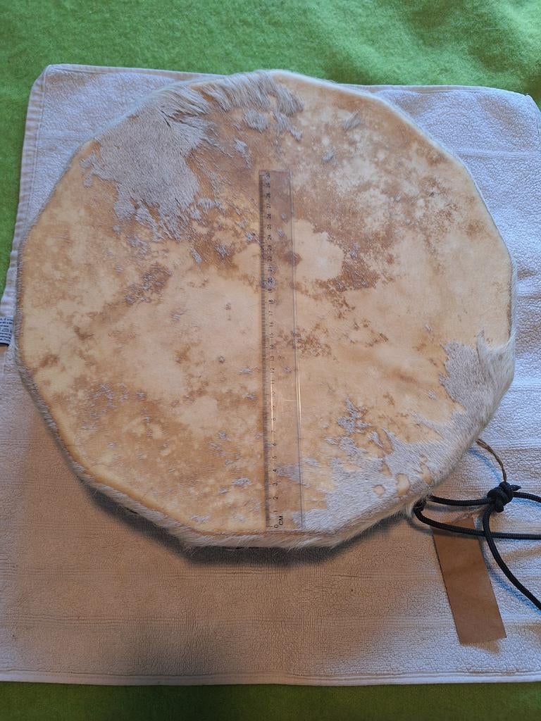 Handgemaakte trommel met natuurlijke huid - 25 cm, Ophalen of Verzenden, Gebruikt, Trommel