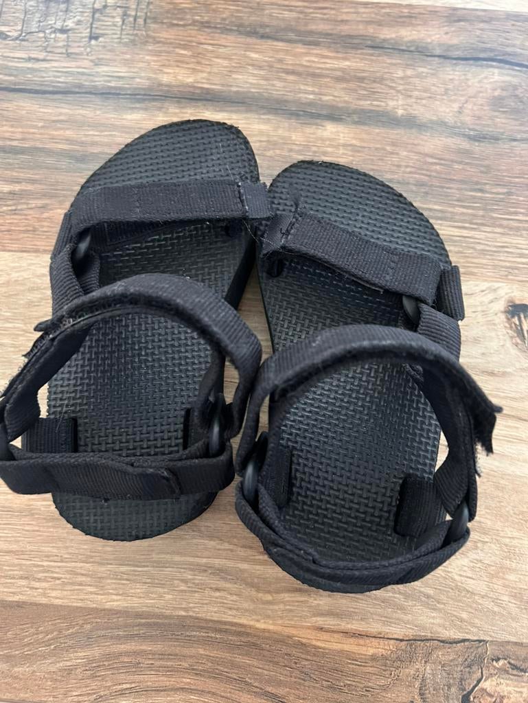 Teva Midform Universal Sandaal Junior, Ophalen of Verzenden, Zo goed als nieuw, Jongen of Meisje, Schoenen