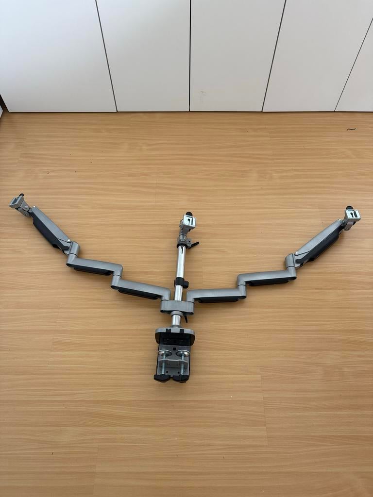 Monitorbeugel voor 3 monitoren, Computers en Software, Monitoren, Ophalen of Verzenden, Gebruikt