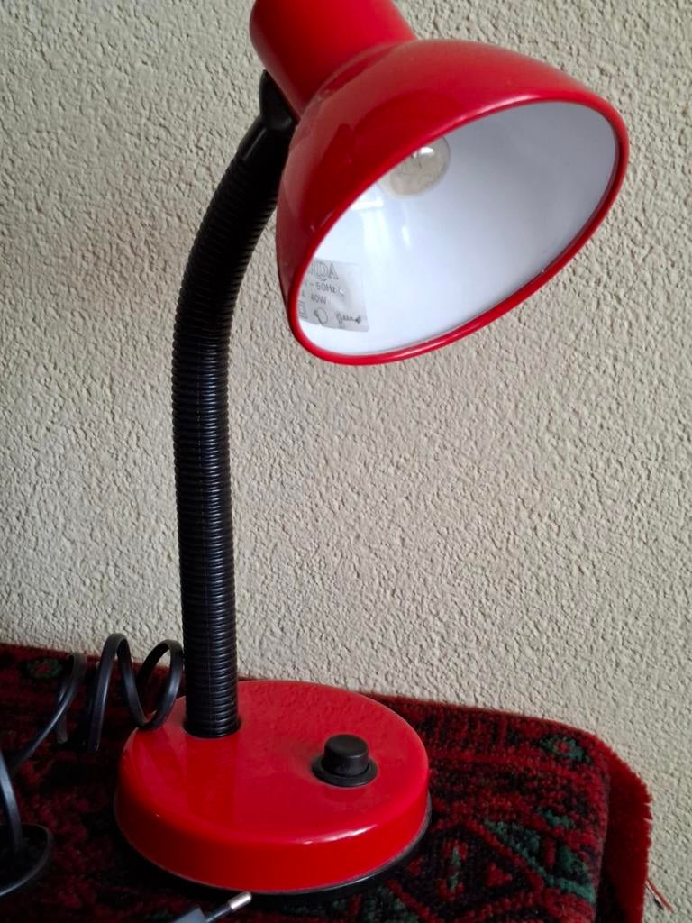 Rode Herda bureaulamp vintage, Huis en Inrichting, Lampen | Tafellampen, Ophalen of Verzenden, Zo goed als nieuw, Vintage, Minder dan 50 cm