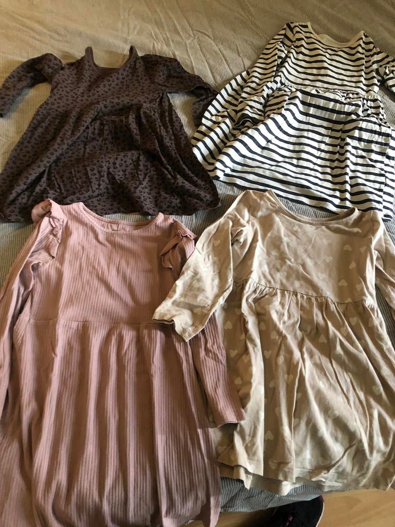 7 mooie meisjes jurken maat 110-116, Ophalen of Verzenden, Gebruikt, Meisje, Jurk of Rok