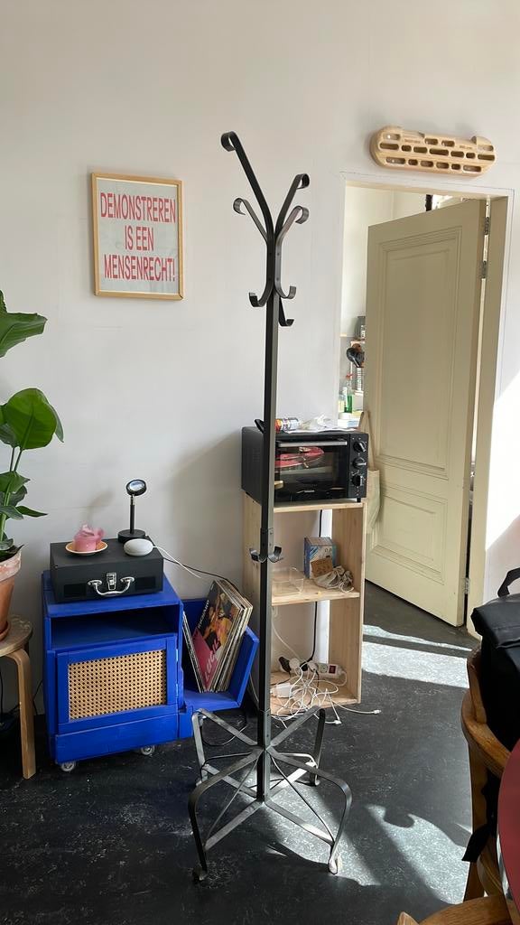 GRATIS kapstok, Huis en Inrichting, Woonaccessoires | Kapstokken, Gebruikt, Metaal, 150 tot 200 cm, Ophalen