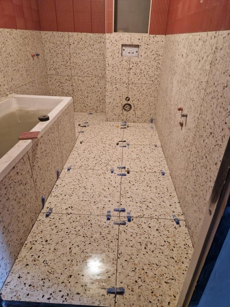 Tegelzetter, Stucwerk, Huis en Inrichting, Badkamer | Badkamermeubels, Ophalen of Verzenden