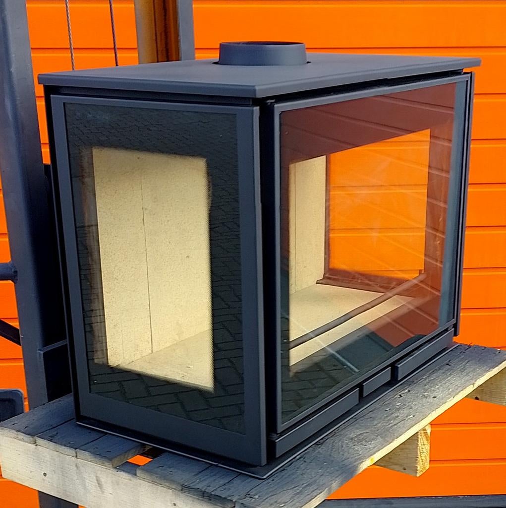 Wanders square wall  houtkachel 7kw, Huis en Inrichting, Kachels, Ophalen, Houtkachel, Zo goed als nieuw, Hangend