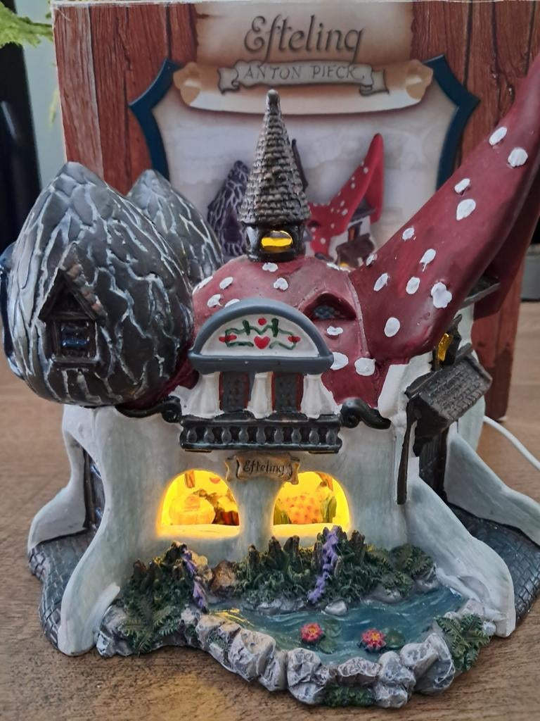 Luville efteling kabouterdorp, Ophalen of Verzenden, Zo goed als nieuw, Beeldje of Poppetje