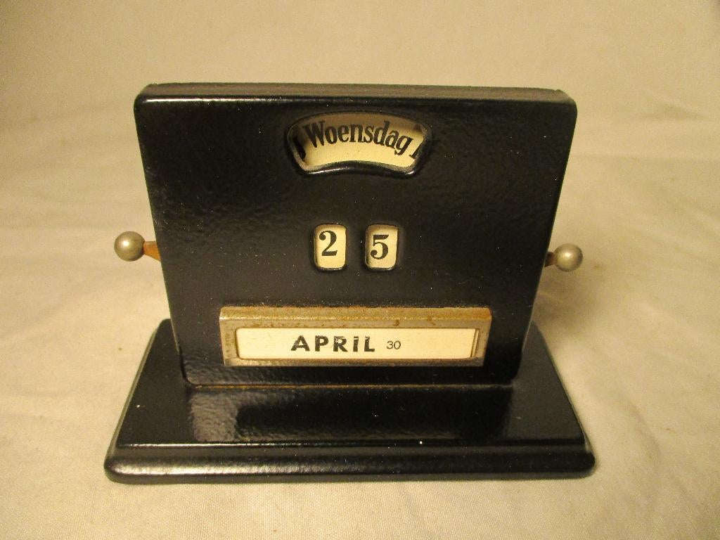 antiek kalender ornament van ijzer, Ophalen of Verzenden