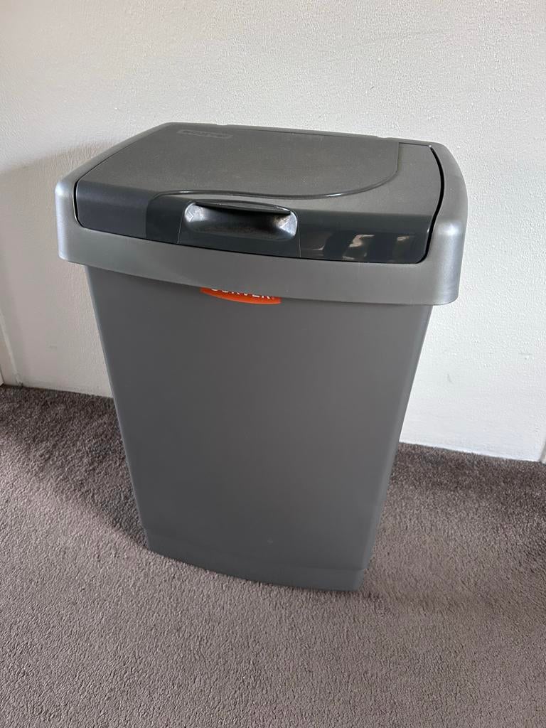 Curver prullenbak grijs, Kunststof, 50 tot 75 cm, Ophalen of Verzenden, 20 tot 30 liter