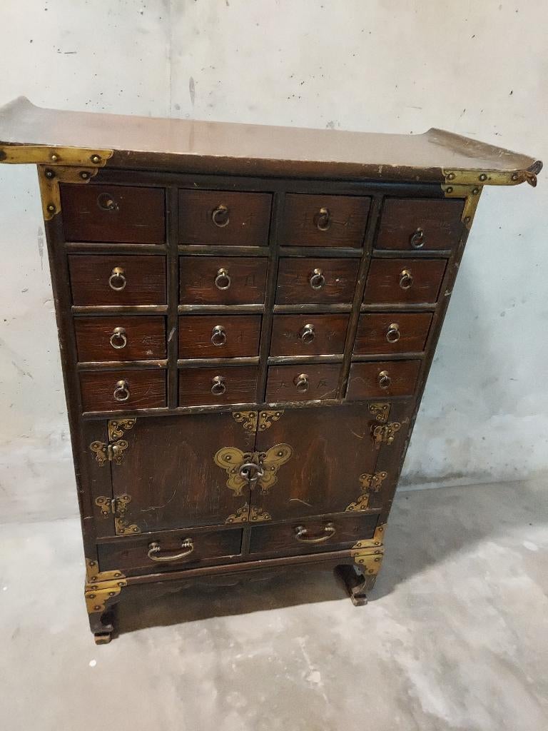 Oude Apothekerskast, Ophalen