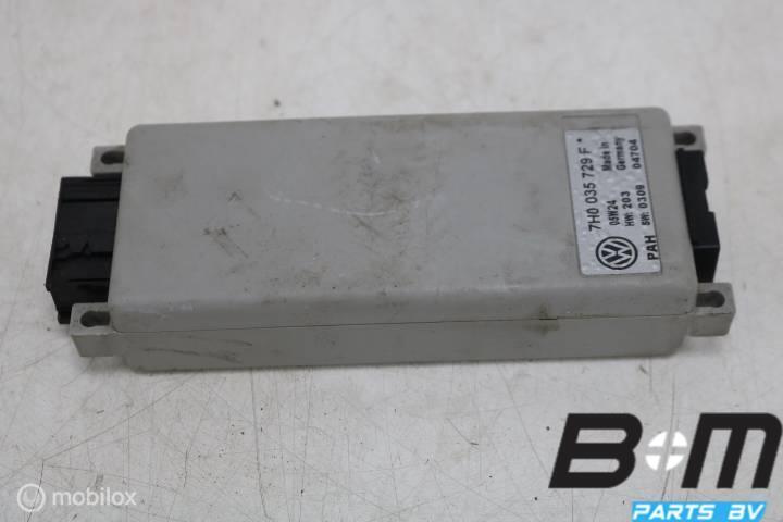 Telefoon interface VW Transporter T5 Multivan 7H0035729F, Auto diversen, Autoradio's, Gebruikt