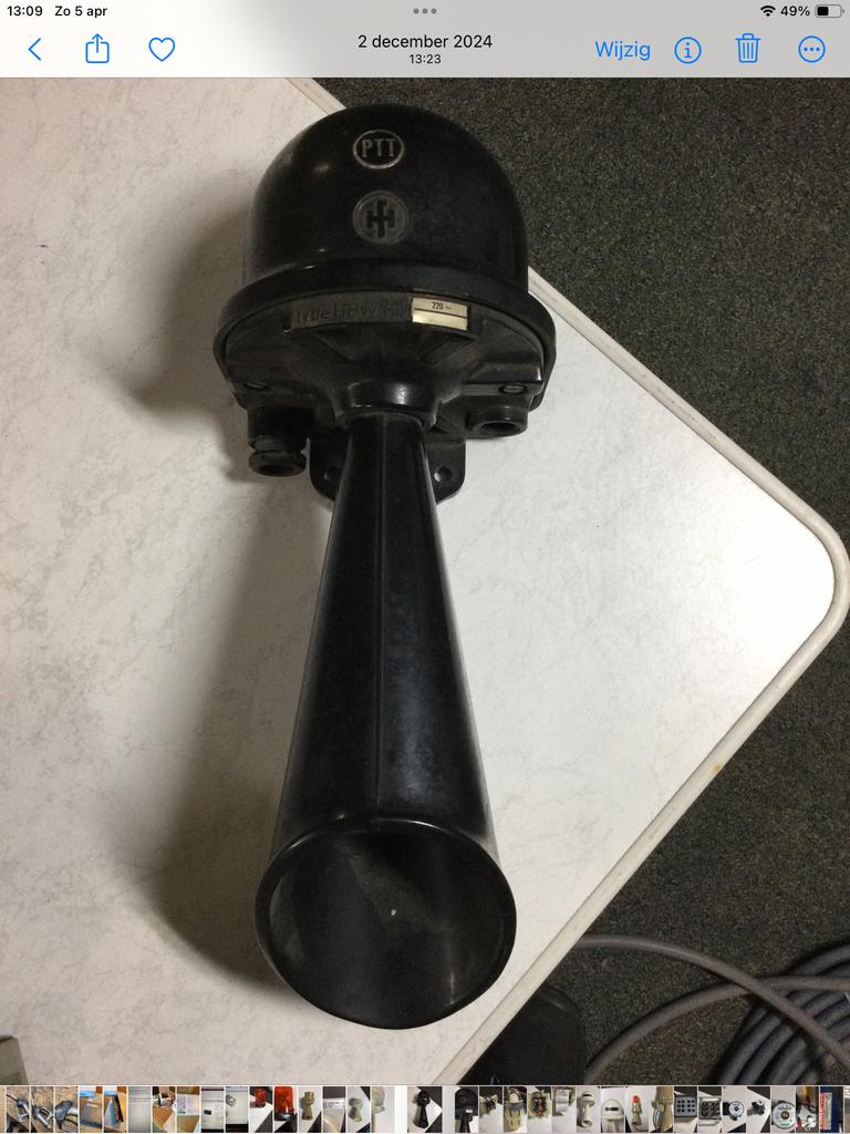 Te koop oude ptt tel toeter, Ophalen