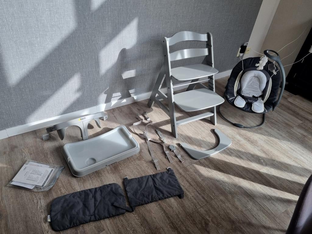 Hauck kinderstoel met newborn zitje en extra's, Kinderen en Baby's, Kinderstoelen, Ophalen, Gebruikt, Meegroeistoel, Gordel(s)