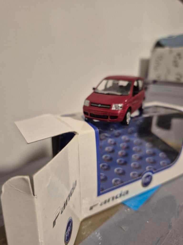 Norev fiat panda donkerrood 1;43 ovp, Hobby en Vrije tijd, Modelauto's | 1:43, Ophalen of Verzenden, Zo goed als nieuw, Auto, Norev