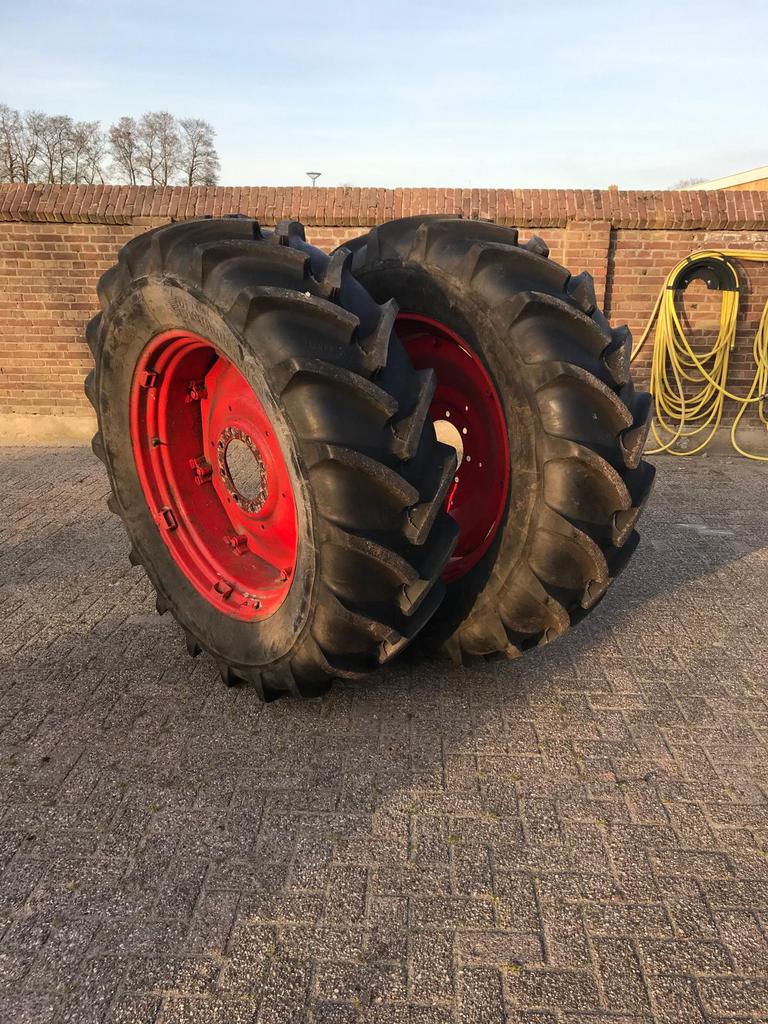 Fendt velgen met 480/70r38 banden 8 gaats steek 275, Ophalen of Verzenden