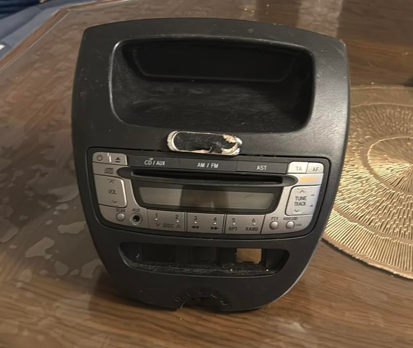 Aygo/c1/107 radio, Auto-onderdelen, Ophalen of Verzenden, Gebruikt, Citroën