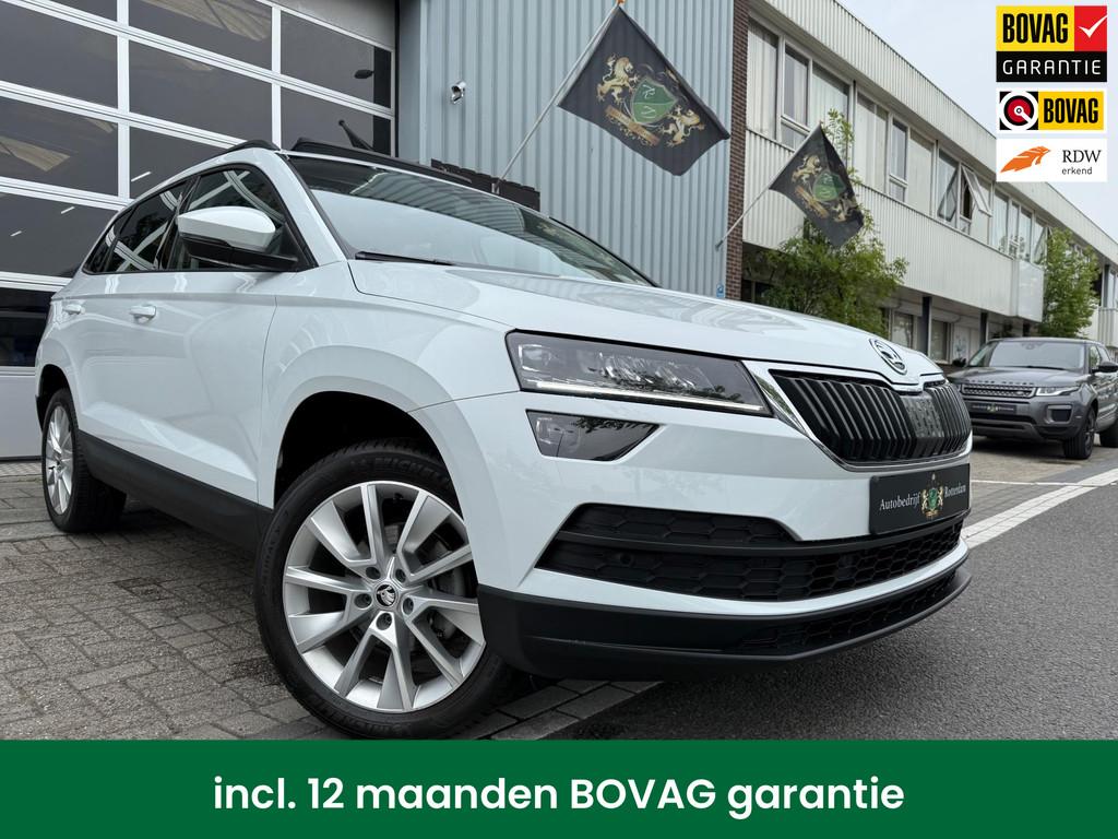 Skoda KAROQ 1.5 TSI ACT Style AUT LED/CAM/S18/LEER/NAVI/PANO, 12 maanden, 4 cilinders, Wit, 690 kg