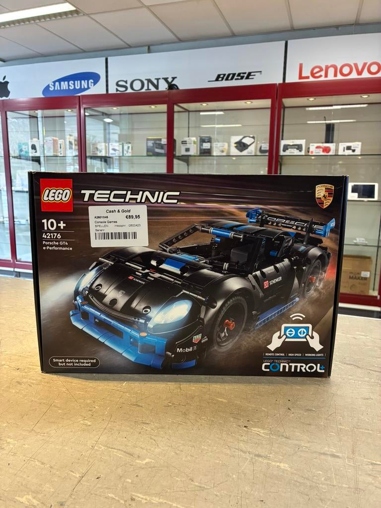 Lego Technic 42176 Porsche GT4 e-performance, Ophalen of Verzenden, Nieuw, Lego