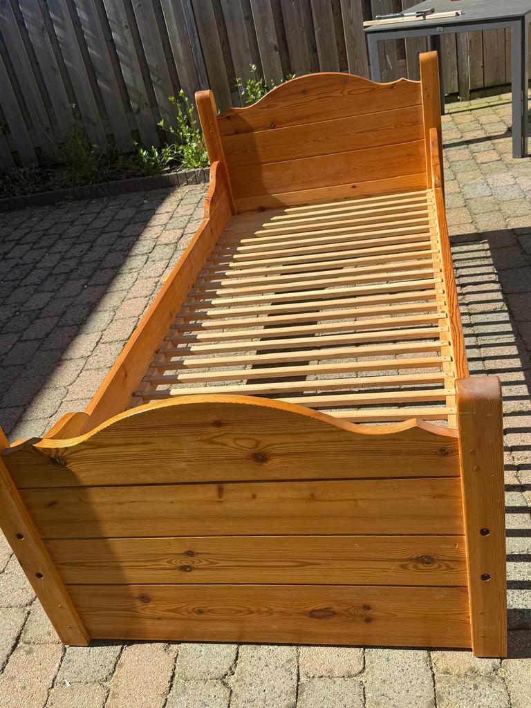 grenenhouten bed, Ophalen, Gebruikt, Eenpersoons, 80 cm