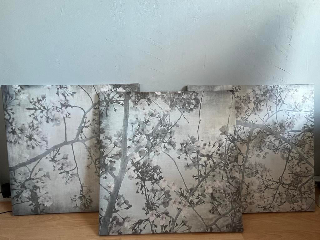 Set van 3 IKEA PJÄTTERYD kunstwerken met bloesem, Ophalen