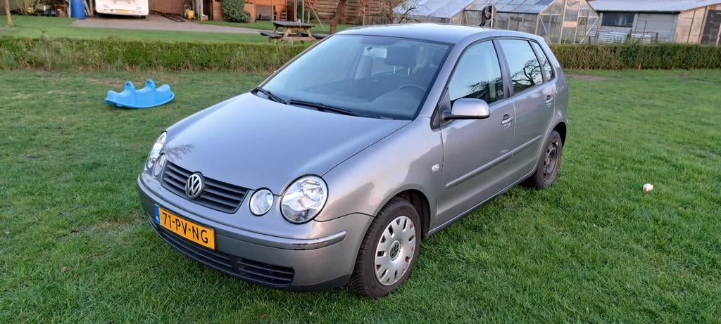 Volkswagen Polo 1.4 55KW AUT 2005 Grijs, Origineel Nederlands, 1000 kg, Zilver of Grijs, 500 kg