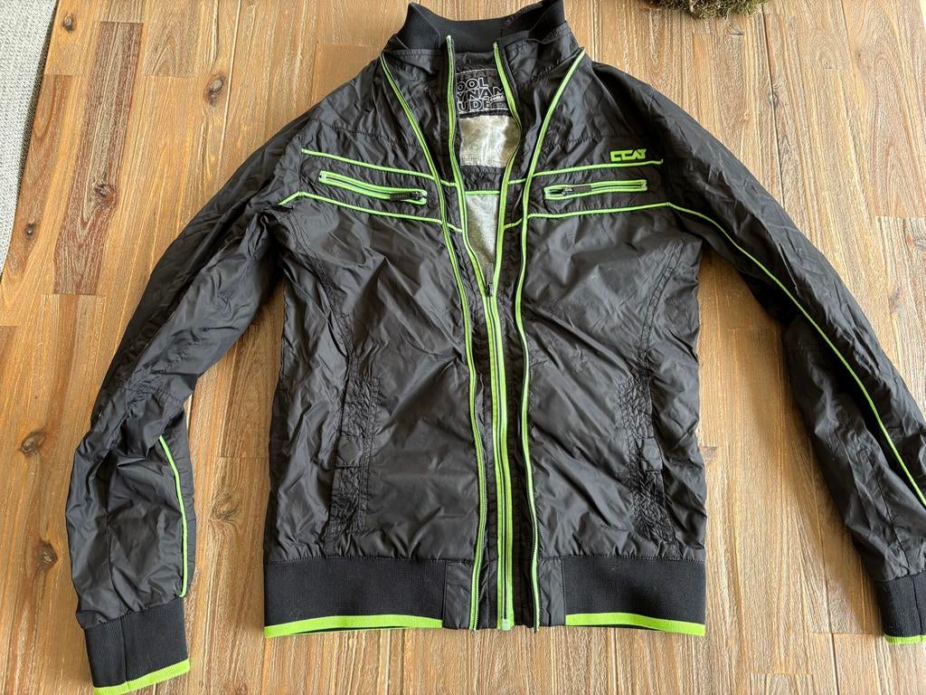 Coolcat tussenjas zwart met neon groene lijnen, mt 158/164, Ophalen of Verzenden, Gebruikt, Jongen of Meisje, Jas