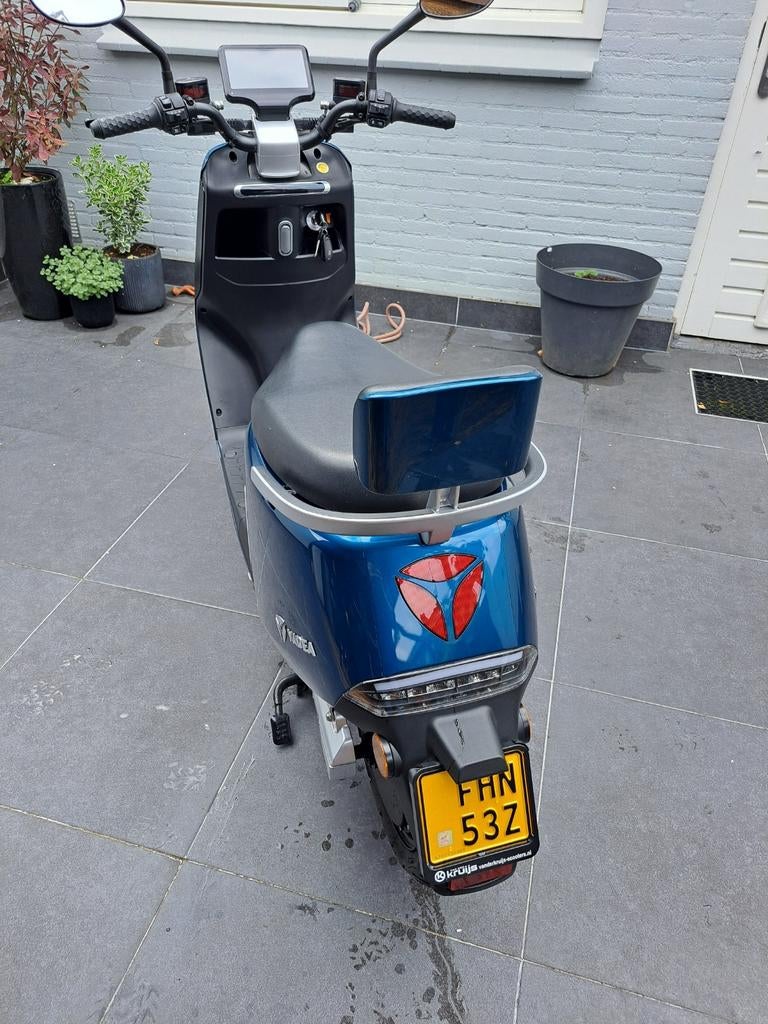 Zo goed als nieuwe elektrische scooter, Fietsen en Brommers, Ophalen of Verzenden, Zo goed als nieuw, Overige typen, Overige merken