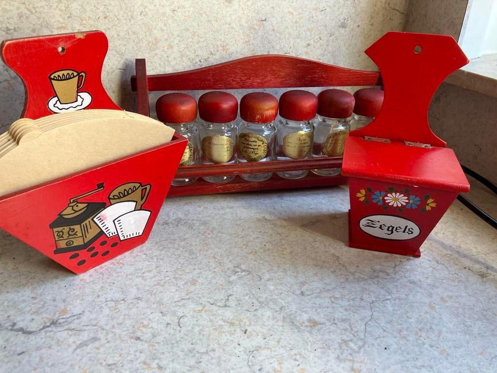 Vintage houten keukenaccessoires: koffiefilterhouder, kruide, Antiek en Kunst, Ophalen of Verzenden