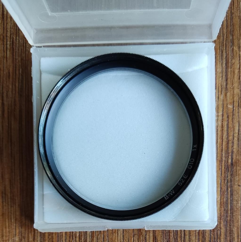 UV filter Leica voor fototoestel B+W 52E 010 1x, Ophalen of Verzenden, Minder dan 50 mm, UV-filter