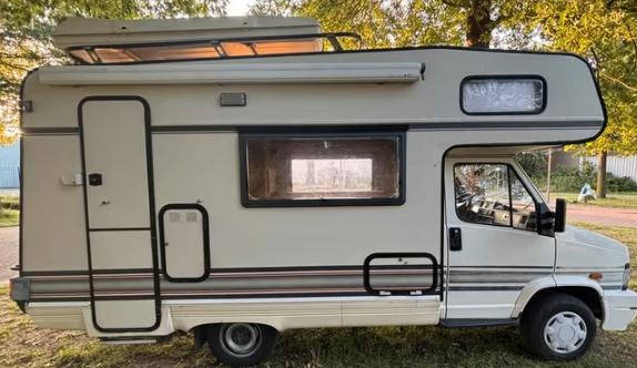 Onderdelen Burstner Alkoof camper 1993 ramen luiken elect ed, Caravans en Kamperen, Camper-accessoires, Verzenden, Gebruikt