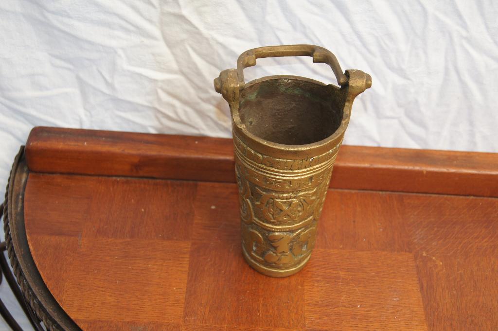 Situla ( Wijwater emmertje ( Brons, Ophalen of Verzenden, Brons, Overige typen