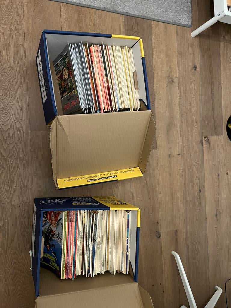 Tkp twee volle dozen met stripboeken, Meerdere stripboeken, Ophalen, Gelezen
