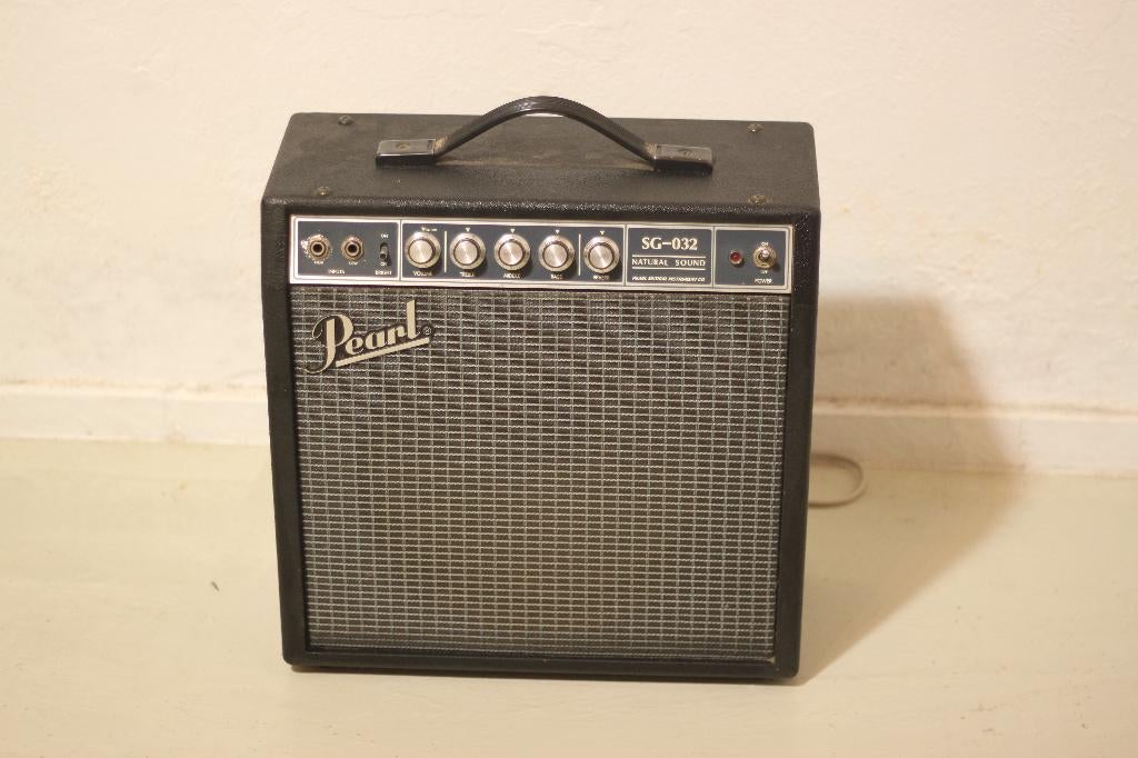 Vintage Pearl SG-032  MADE IN JAPAN, Muziek en Instrumenten, Versterkers | Bas en Gitaar, Zo goed als nieuw, Gitaar, Minder dan 50 watt
