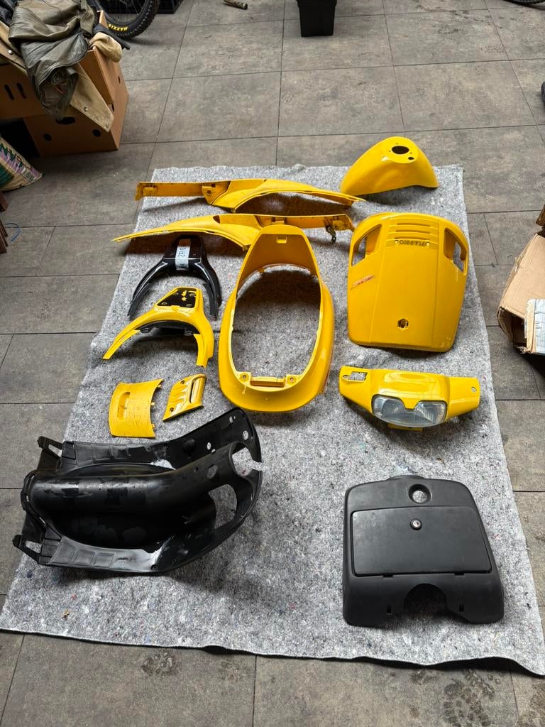 piaggio fastrider kappenset, Ophalen of Verzenden, Zo goed als nieuw, Benzine, Zip