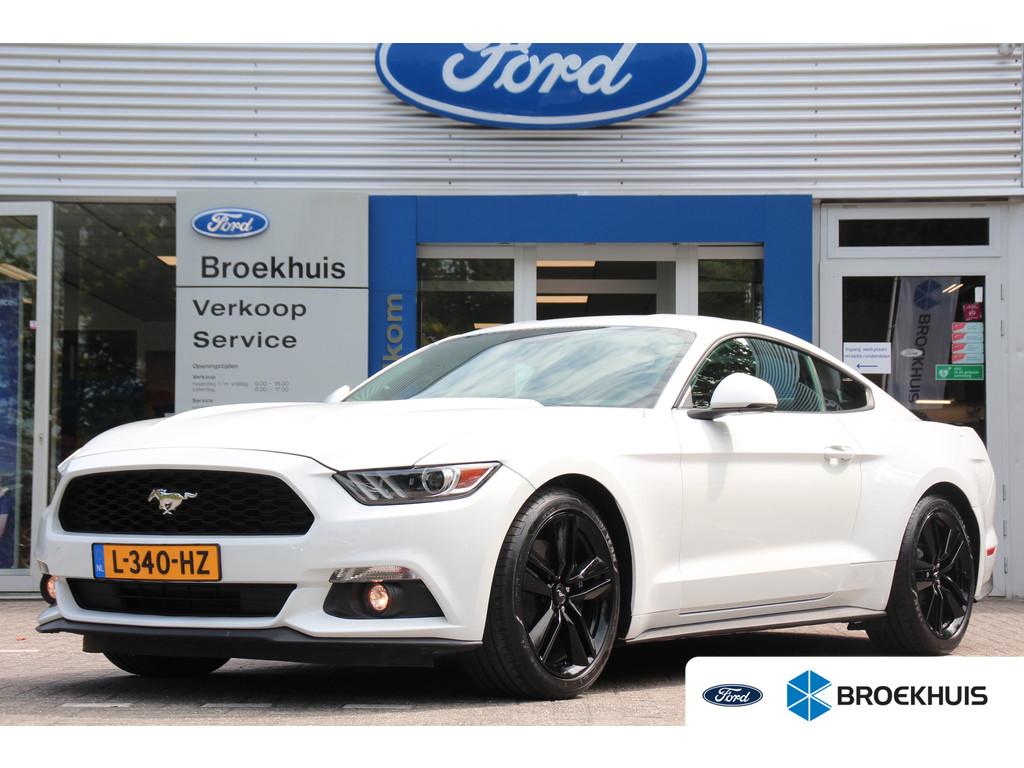Ford Mustang Fastback 2.3EB, 12 maanden, Achterwielaandrijving, Gebruikt, 4 stoelen