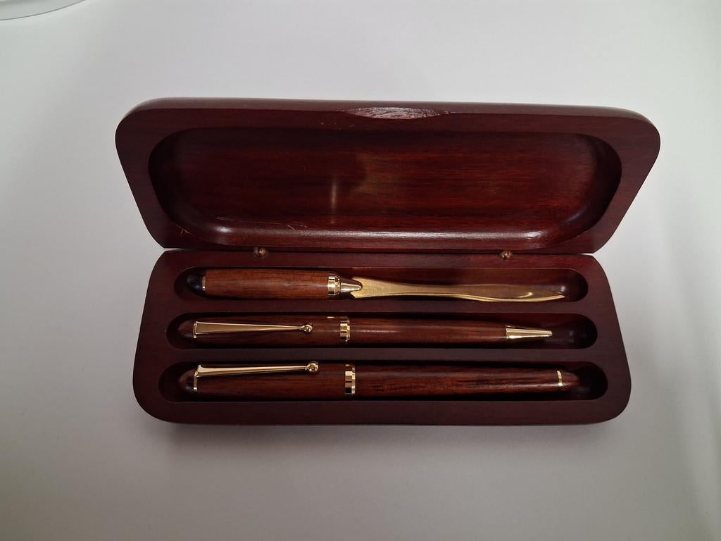 Nieuw houten doosje met vulpen pen brievenopener, Verzamelen, Pennenverzamelingen, Overige merken, Overige typen, Nieuw, Met doosje