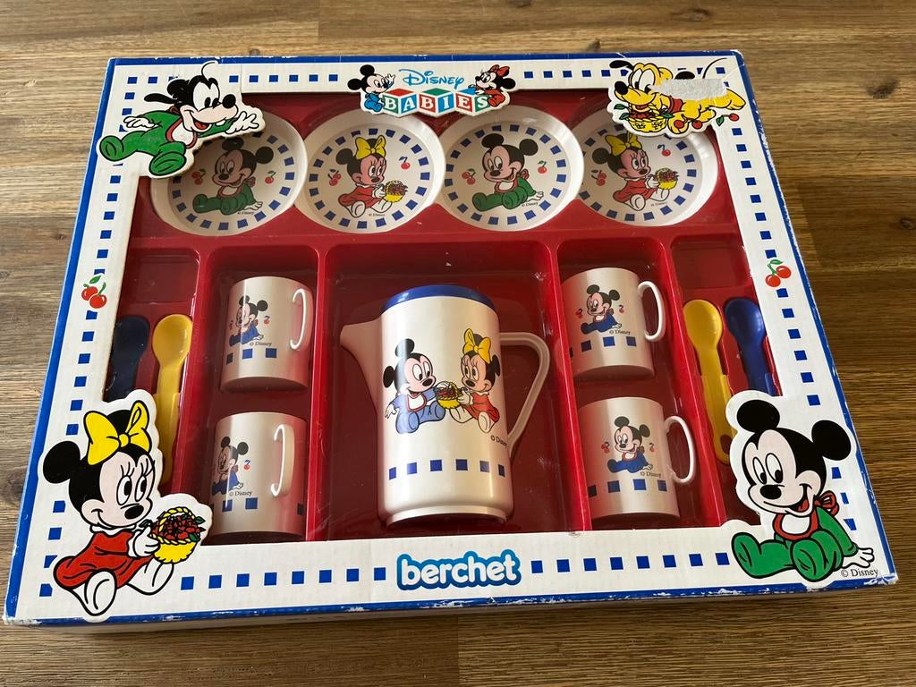 Vintage Disney service. Disney babies, Ophalen of Verzenden, Mickey Mouse, Zo goed als nieuw, Servies