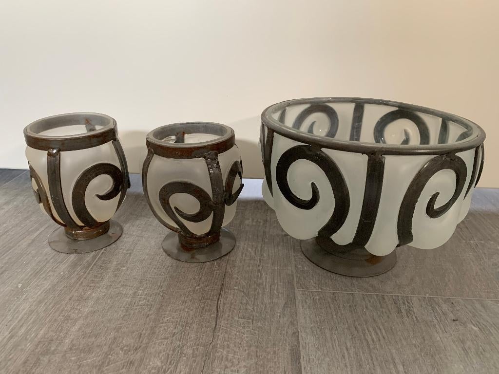 3 decoratieve glazen schalen met gietijzeren motieven, Schaal, Rond, Ophalen of Verzenden, Glas