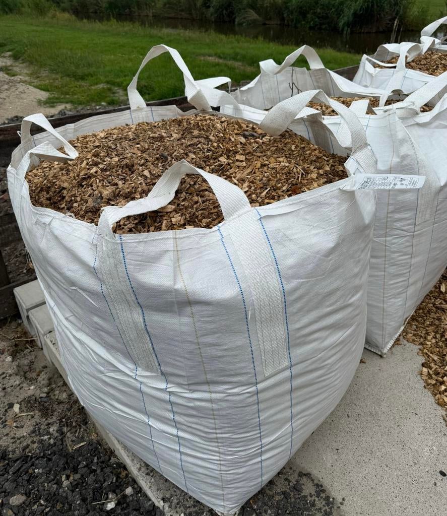 Mooie kwaliteit houtsnippers *op voorraad*, Tuin en Terras, Overige Tuin en Terras, Zo goed als nieuw, Ophalen of Verzenden