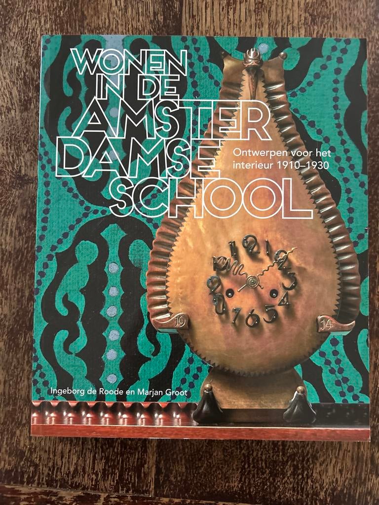 Wonen in de Amsterdamse School - Interieur 1910-1930, Boeken, Kunst en Cultuur | Architectuur, Ophalen of Verzenden, Gelezen, Architectuur algemeen