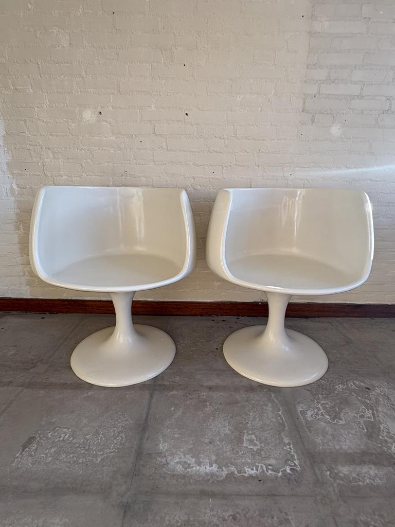 Space Age kuipstoel - prijs per stoel, Gebruikt, Twee, Studio.maaktmooi, Wit