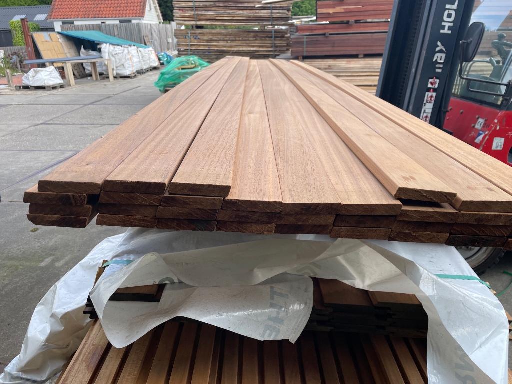 Ayous rhombus ruit stuks 215 cm ook frake in vele modellen, Ophalen, Planken, Nieuw, Hardhout