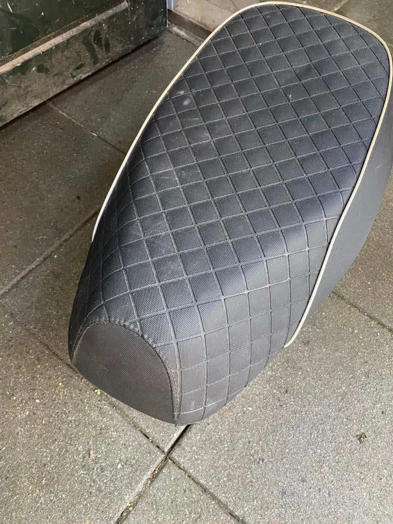 Nette kymco new sento 50i buddyseat., Ophalen, Zo goed als nieuw, Zadel, Kymco