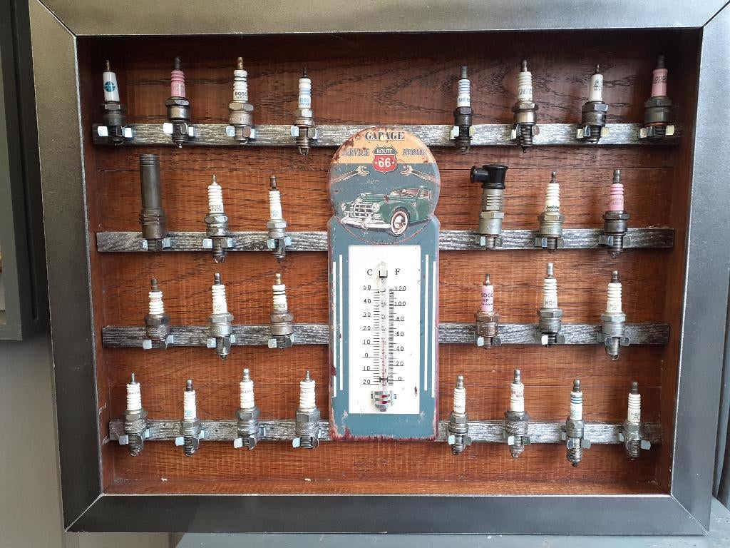 Showcase met 28 bougies + thermometer, Ophalen of Verzenden, Gebruikt, Reclamebord