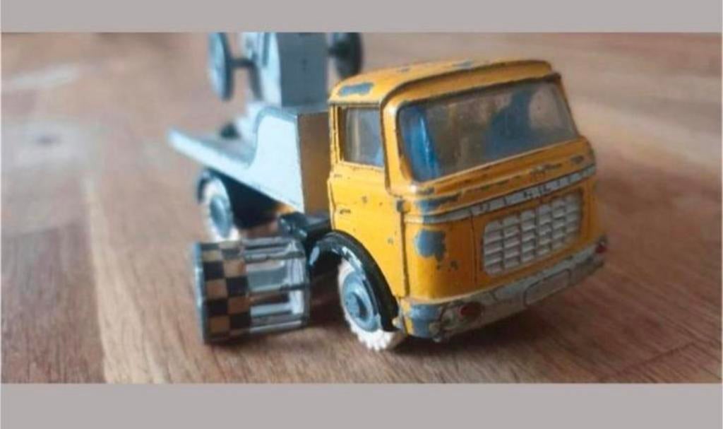 Berliet GAK hoogwerker –FJ France-zeldzaam Frans schaalmodel, Ophalen of Verzenden, Gebruikt, Bus of Vrachtwagen, Overige merken