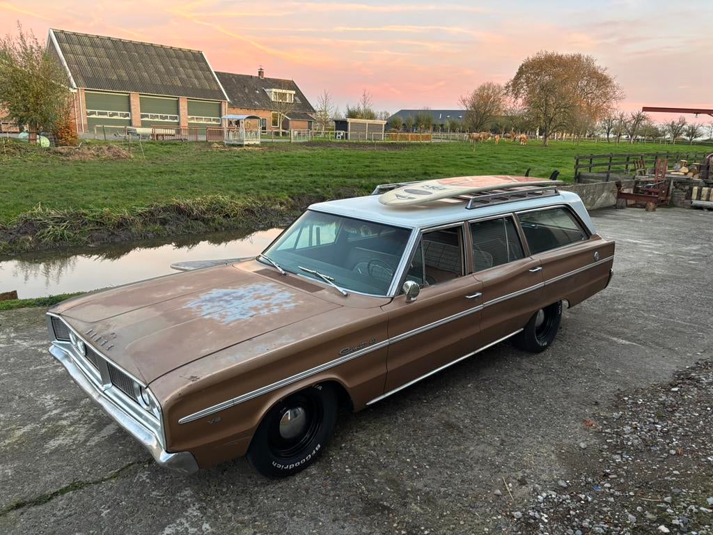 Dodge coronet wagon 1966 383ci v8 mopar, Automaat, Achterwielaandrijving, Bruin, Leder en Stof