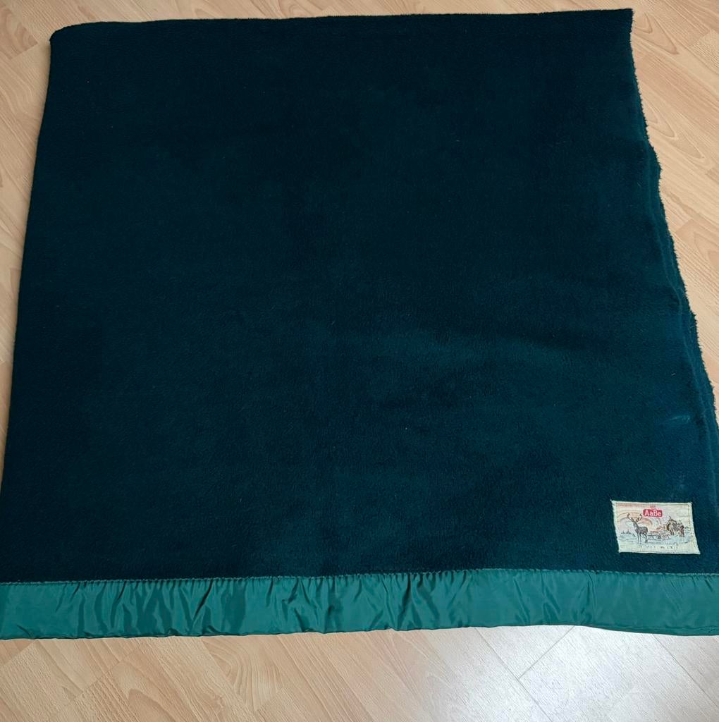 AaBe dralon deken mosgroen 220x220, Huis en Inrichting, Woonaccessoires | Plaids en Woondekens, Ophalen of Verzenden, Gebruikt
