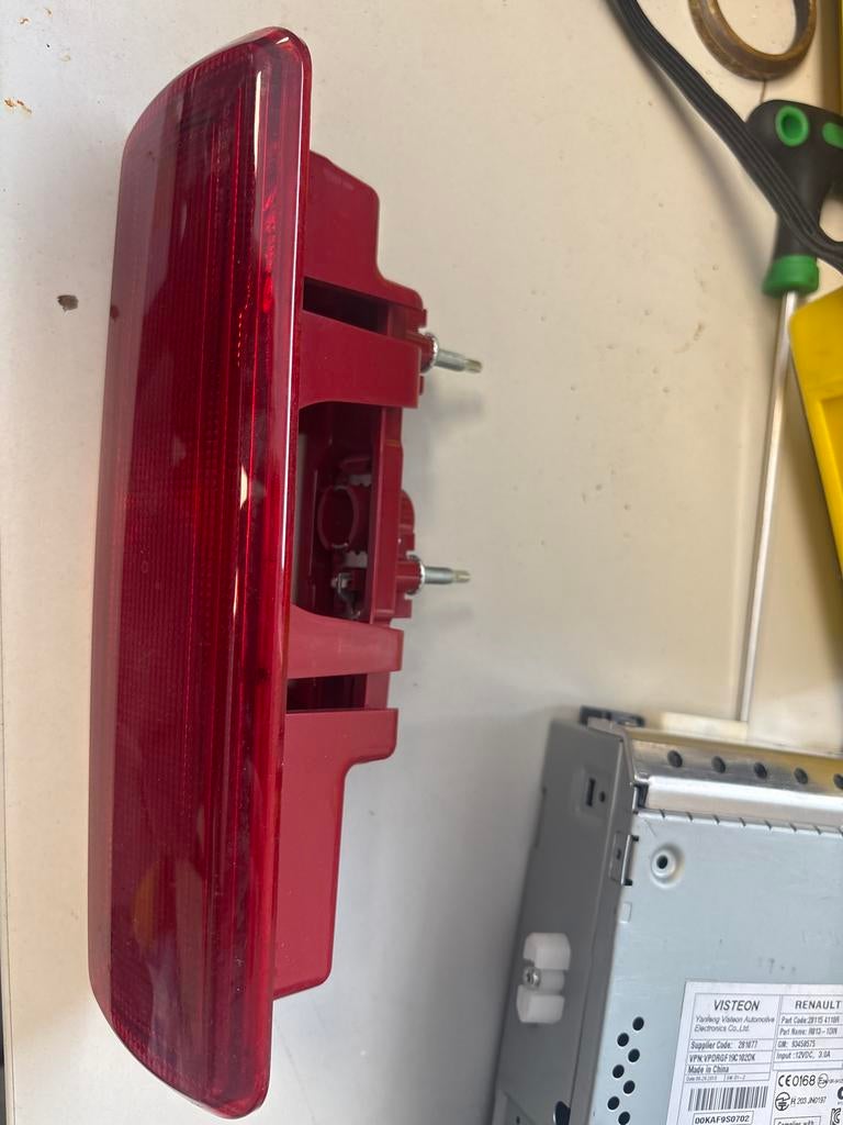 Derde Remlicht Renault Trafic 3, Ophalen, Gebruikt, Renault