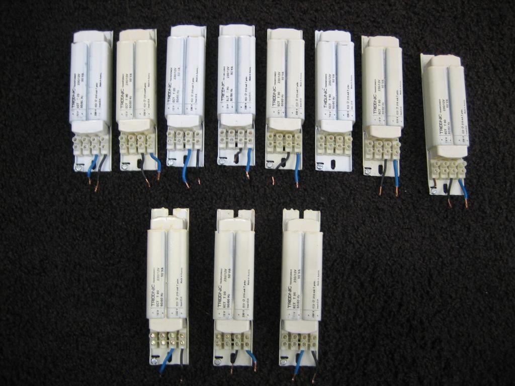 Trafo's (vooral gewikkelde) en lampjes, Ophalen, Gebruikt, Minder dan 50 cm