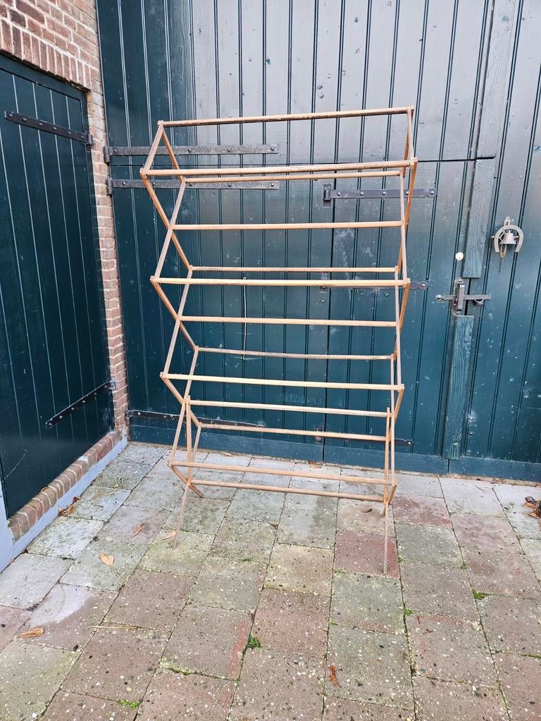 Antiek inklapbaar droogrek
Ideaal om uw was op te drogen, Antiek en Kunst, Ophalen