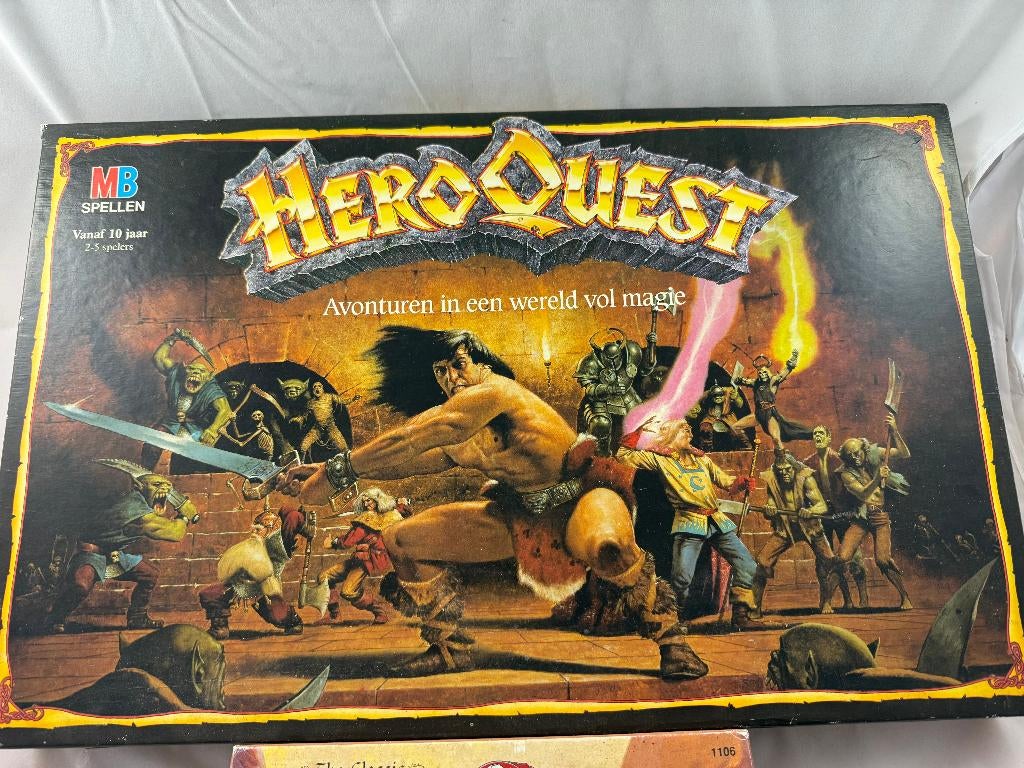 HeroQuest Klassieke Editie (NL) – 100% Compleet, Ophalen of Verzenden, Zo goed als nieuw, MB Games