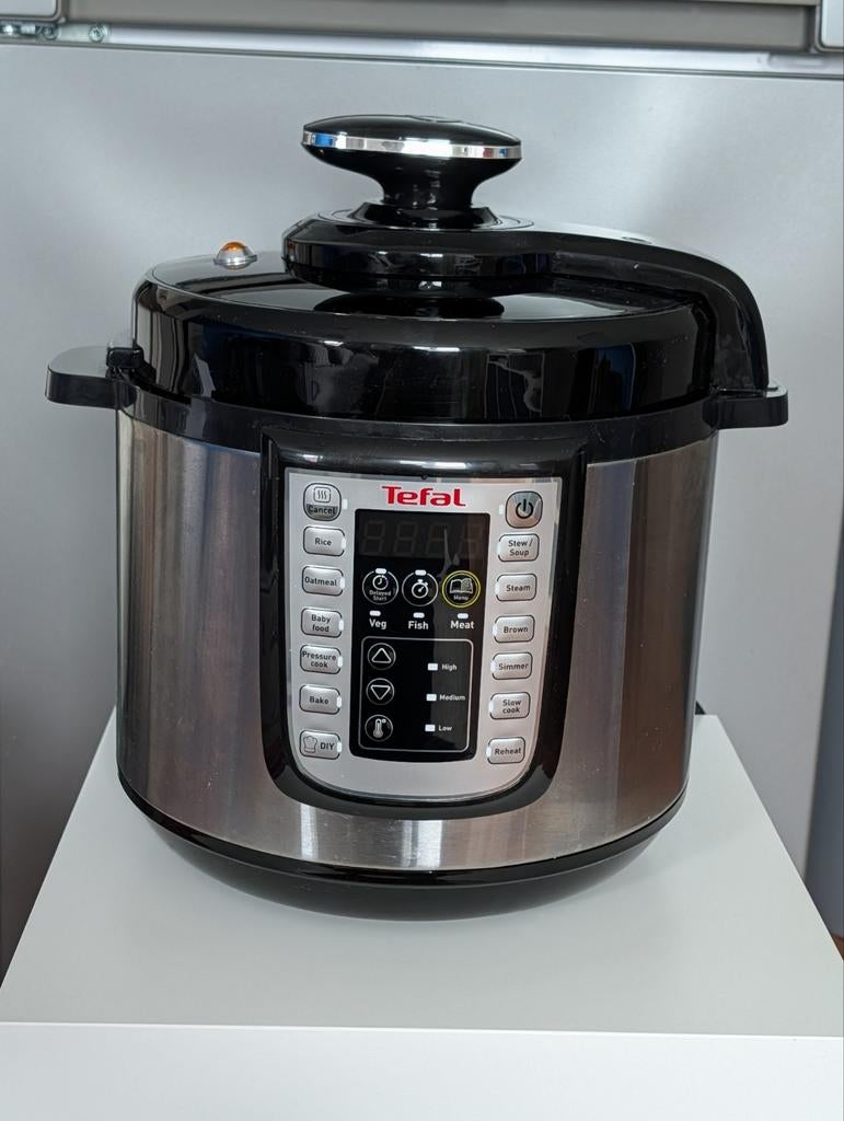 Tefal All-in-One Slowcooker CY505EF0 - Zo goed als nieuw!, Witgoed en Apparatuur, Slowcookers, Ophalen, Timer, Zo goed als nieuw